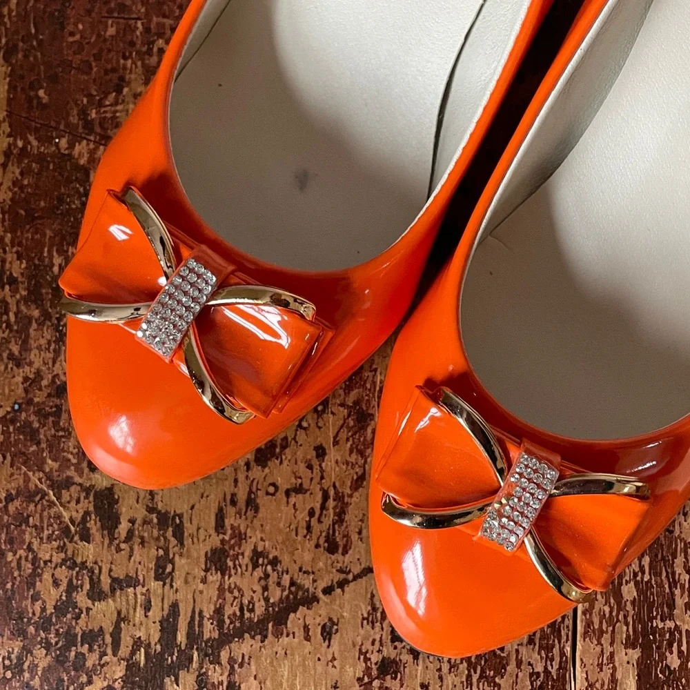 Orange shoes, size 8.5 - Picture 7 of 10